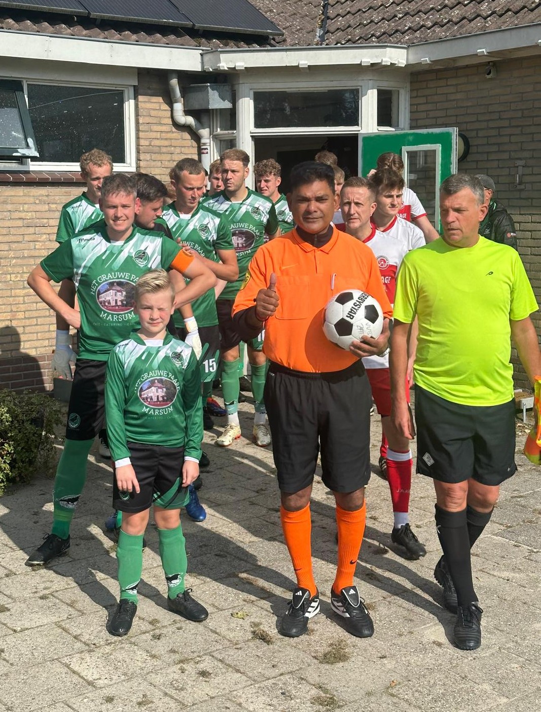 Beetgum op karakter naar gelijkspel